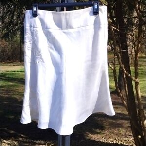 The Line women's embroidered linen lined skirt size Large